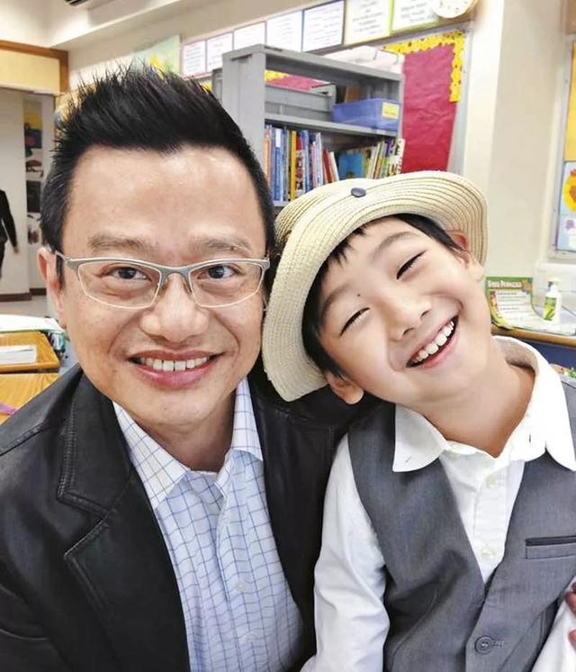 「閃嫁富商為愛淡出」踢爆丈夫早有新歡　離婚「開導3兒接受爸爸新女友」甘願等兒畢業再找伴