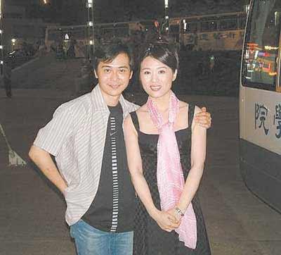 「42歲的她嫁給小15歲男友」姐弟戀曾不被看好　今「結婚15年不生子」夫妻同框差距好大