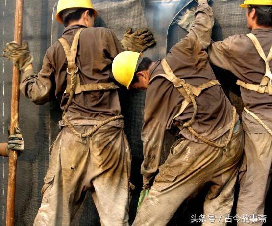 窮小子被罵一輩子打光棍，出來打工不到一年，白富美非要嫁給他