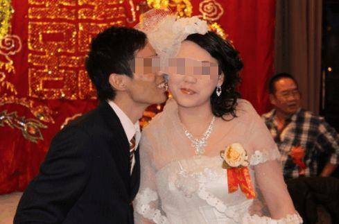 昨天小叔子結婚，婆婆和老公不讓我去，看到婚禮照片我怒提離婚