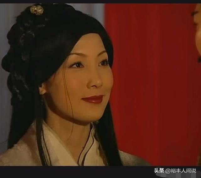 47歲花旦「密婚40億富豪」絕跡演藝圈，今被目擊「凸肚疑懷孕」罕見現身超市！