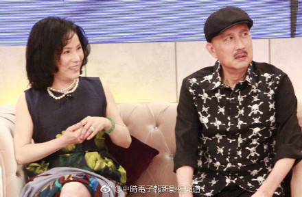 搭機遭嗆「明星了不起」！余天巴頭、李亞萍狂毆被送警局！