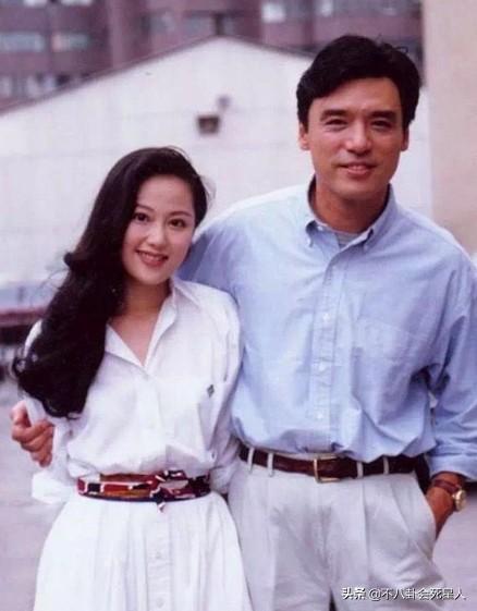鍾鎮濤29歲兒子疑想自殺，發文稱常年經歷痛苦，鍾鎮濤回應惹眾怒！ 