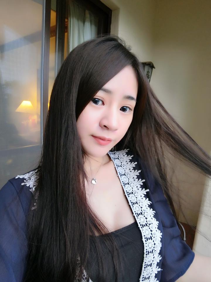 正妹業務經理！「Cynthia Yu」白嫩臉蛋五官深邃又迷人，姣好身材讓男粉天天神魂顛倒！