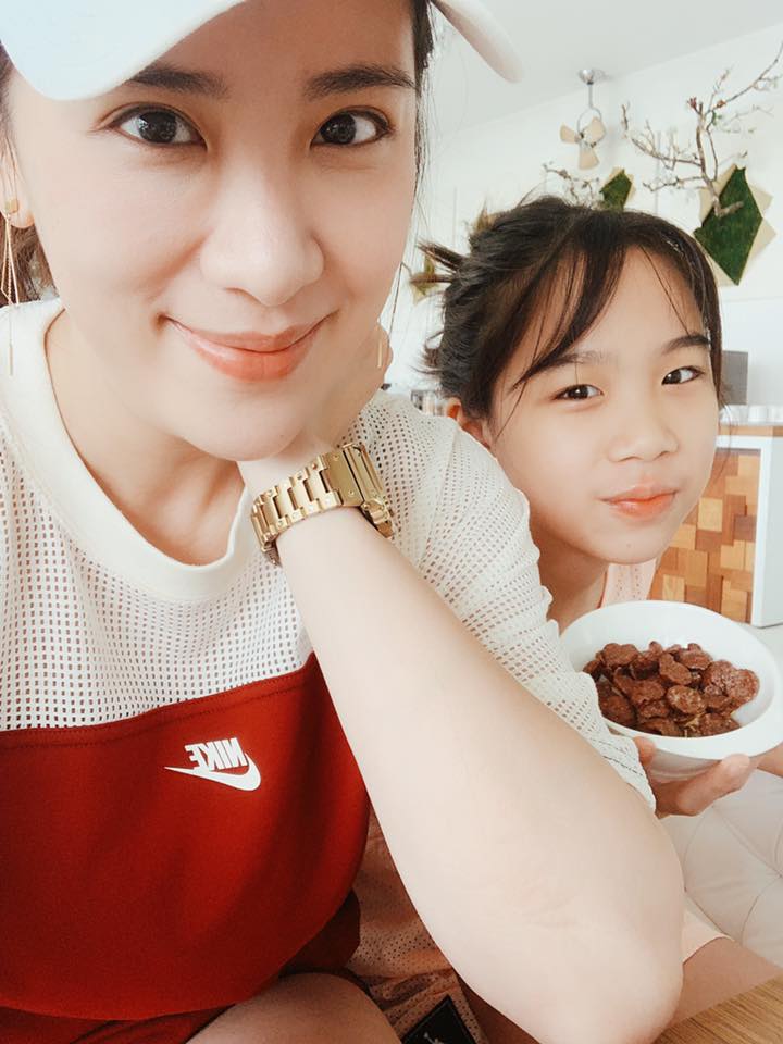 分居6年！11歲女兒罕見「和李進良搞怪同框」父女感情超好　突問媽媽「男女關係」小禎嘆：瞞不住了