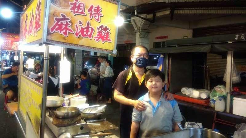 麻油雞突然歇業一個月！熟客問「老闆娘呢？」老闆淚泣自責：她走了！