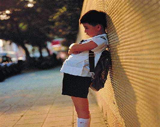 跟3歲孩子賭氣，奶奶贏了，回頭卻再也聽不見孫子叫奶奶了