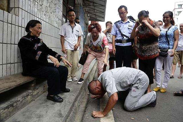 最偉大的母愛，看完這幾張圖，不由得讓人淚奔