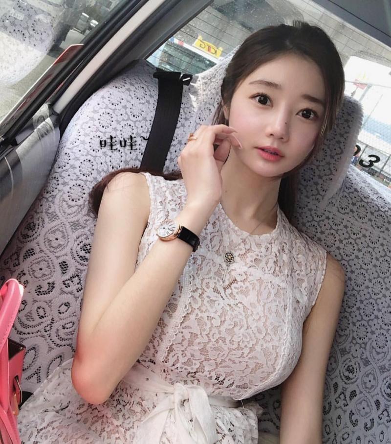 邪惡的角度~ 這畫面也太美了吧！ 
