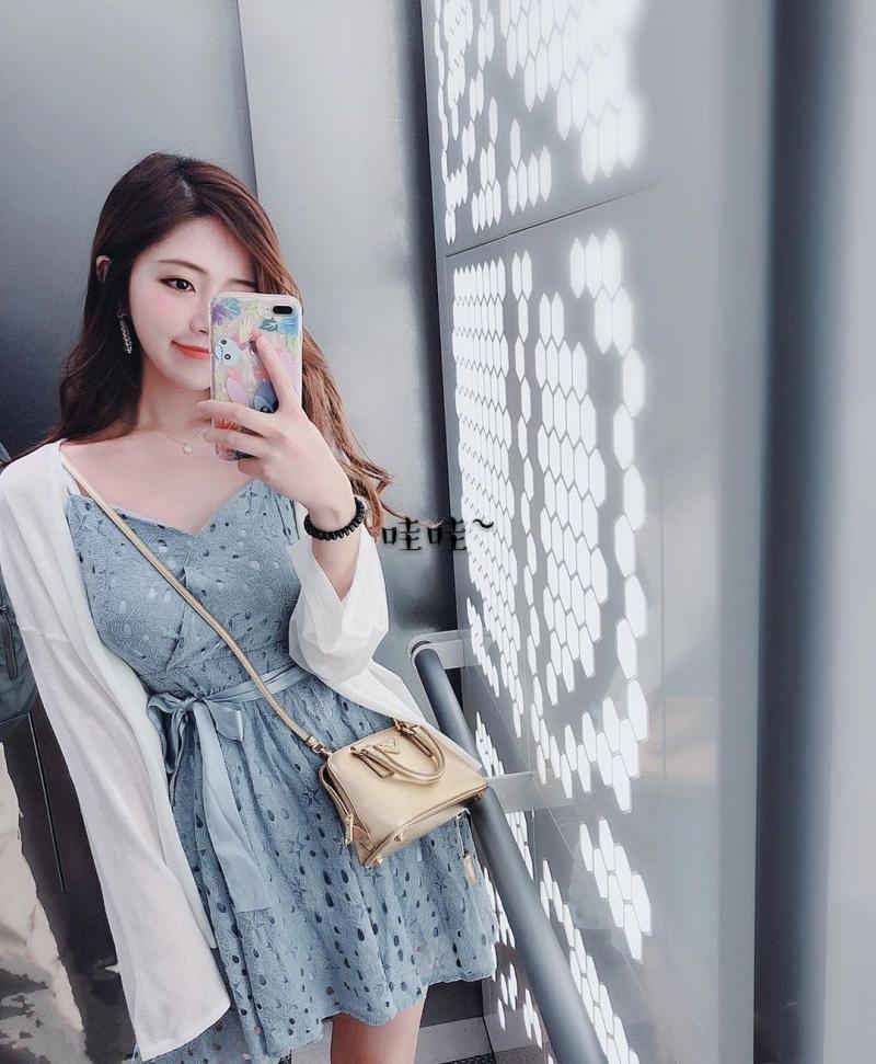 新一代的台妹網紅小甜心依凌美眉，深愛大哥哥們的愛戴~