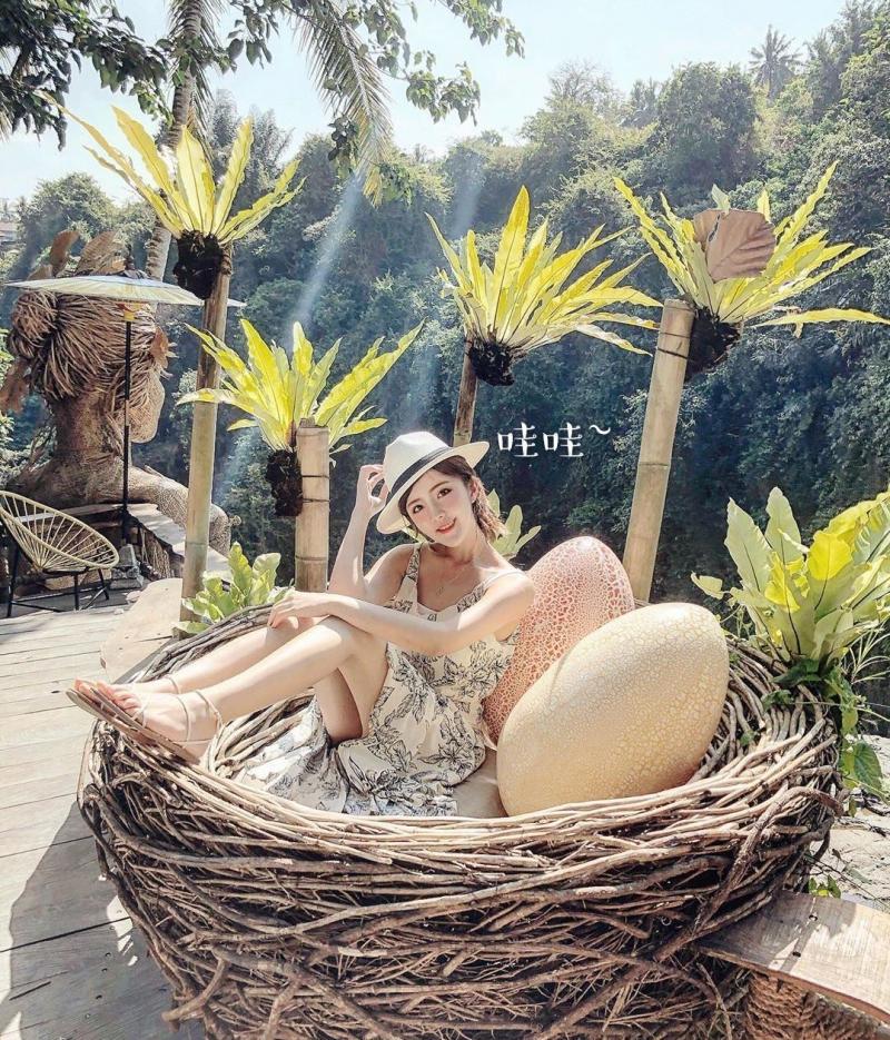 新一代的台妹網紅小甜心依凌美眉，深愛大哥哥們的愛戴~