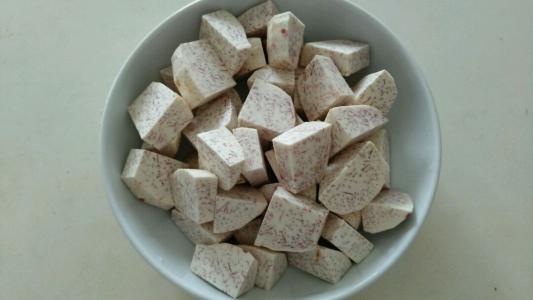 芋頭和香蕉一起吃，會引起積食？闢謠：兩種食物吃對了能促進消化