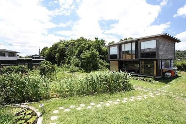 退休老夫妻回歸田園「自蓋移動小木屋」　舒適到「城市兒女都來住」！　活出人人稱羨晚年哲學