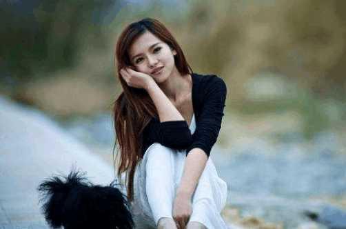 我收入低的時候用離婚逼我做家務，我工資高的時候，她藏起結婚證
