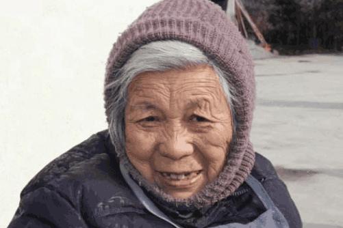 兒子娶了媳婦忘了娘，知道家裡拆遷他說接我去城裡養老，我讓他滾