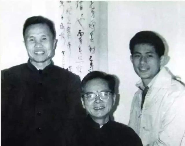 55歲徐錦江妻子光頭10多年被誤認為尼姑，見面3次就閃婚，如今恩愛25年零緋聞，網友：簡直就是偶像劇