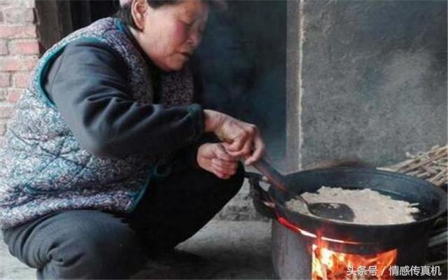 婆婆住院我細心照顧，弟媳不關心，婆婆出院我哭了，弟媳「傻了」