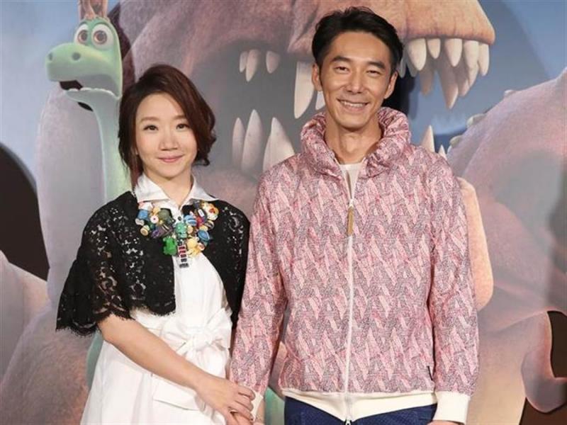 脫口離婚！陶晶瑩結婚14年「女兒不知道要跟誰」，為家庭付出「被李李仁踩到底線」：誓言都沒了！