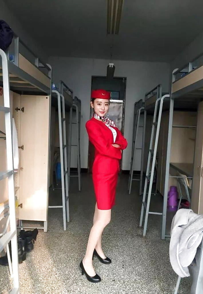 外表好美很端正的正妹空姐照片流出 