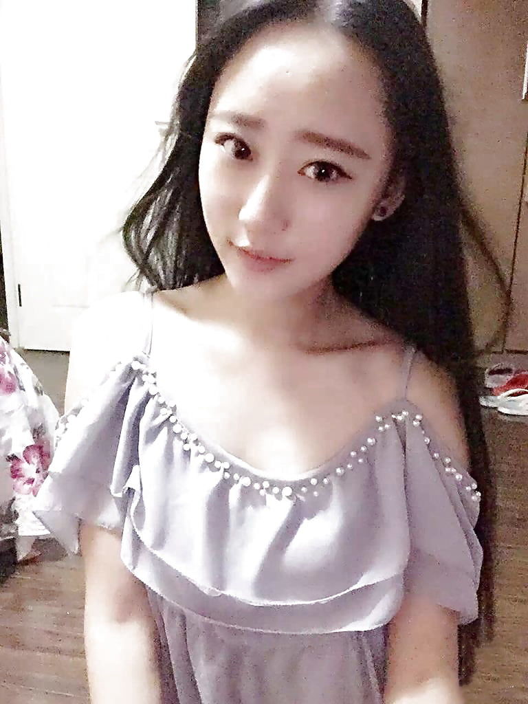 外表好美很端正的正妹空姐照片流出 