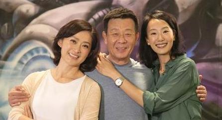 63歲寇世勳中風 「2位妻子」共同細心照顧 ！他卻公開表示：下輩子不再娶兩個！