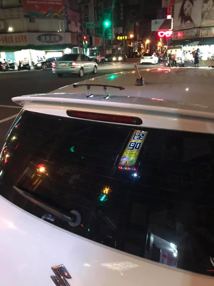 騎電動自行車違規被開罰單，但日期還沒到員警就追到工作地點要求今日去警局繳！