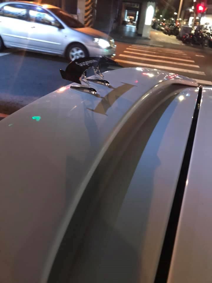 騎電動自行車違規被開罰單，但日期還沒到員警就追到工作地點要求今日去警局繳！