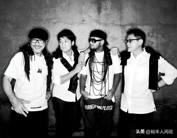 張震岳最新狀況曝光，婚後一年仍不打算辦婚宴，騎重機摩托上下班