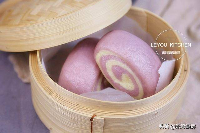 12道早餐平時多做一些，存在冰箱裡，早上熱幾分鐘就能吃