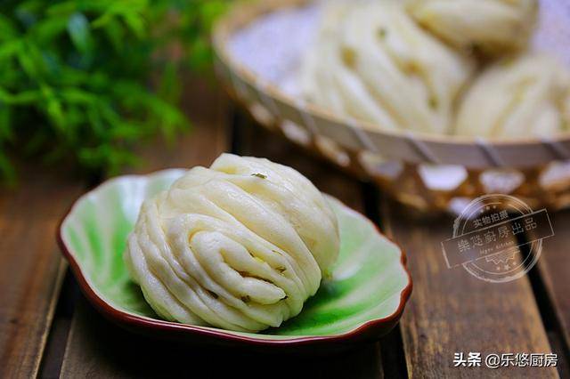 12道早餐平時多做一些，存在冰箱裡，早上熱幾分鐘就能吃