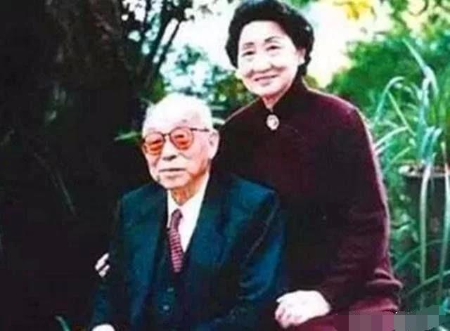 揭秘張學良天價遺物為何沒有交給台灣，還留下一句：靠不住！最後趙一荻留下6字真言，才知道他的選擇沒錯！
