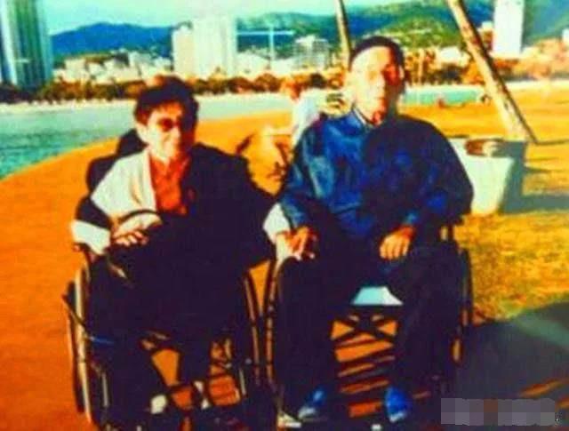 揭秘張學良天價遺物為何沒有交給台灣，還留下一句：靠不住！最後趙一荻留下6字真言，才知道他的選擇沒錯！