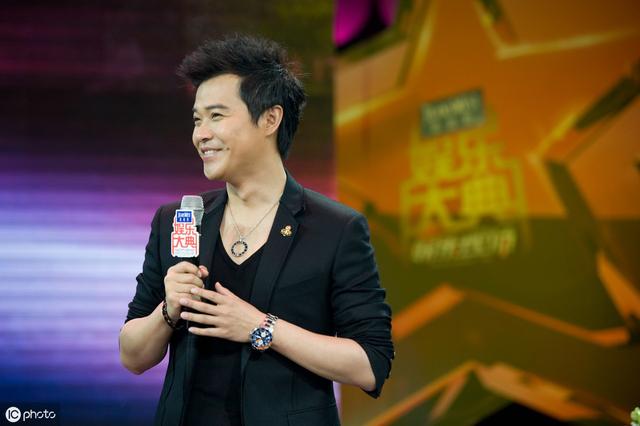 丈夫被爆勾2女過夜！女星選擇原諒「男人只要回家就好」：不自信的女人，都愛的卑微~~