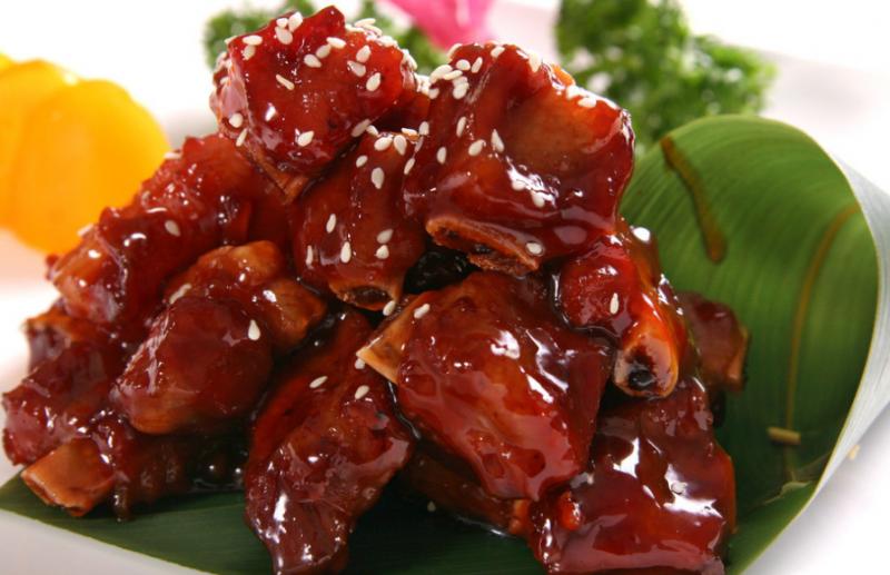 糖醋排骨的新做法，只需加一樣調料，味道翻倍好吃，兒子說有創意