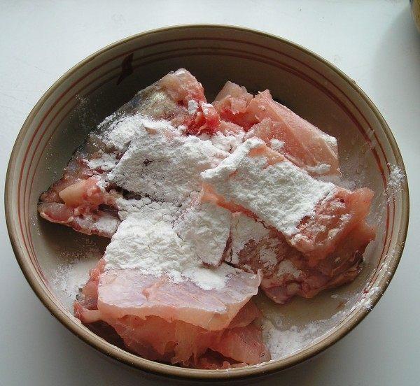 爸爸做的水煮魚非常入味好吃，配料做法齊全，再也不想在外面吃了