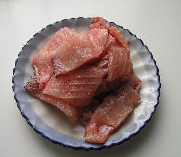爸爸做的水煮魚非常入味好吃，配料做法齊全，再也不想在外面吃了