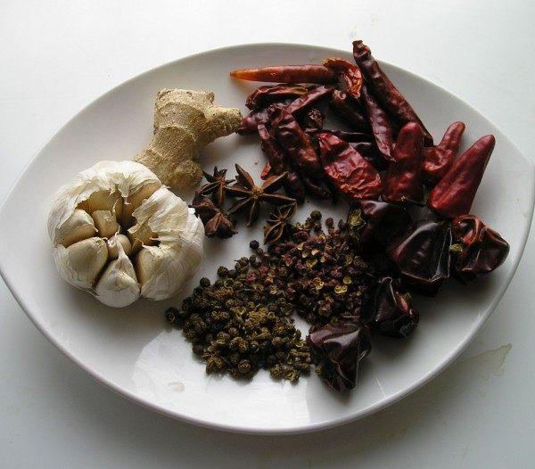 爸爸做的水煮魚非常入味好吃，配料做法齊全，再也不想在外面吃了