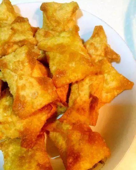 試試南瓜新做法，外面酥的掉渣，一口咬開滿足流油，超美味甜點