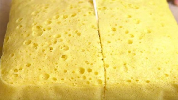 超簡單的甜點料理：蒸鍋也能做出海綿蛋糕，鬆鬆軟軟跟烤蛋糕一樣