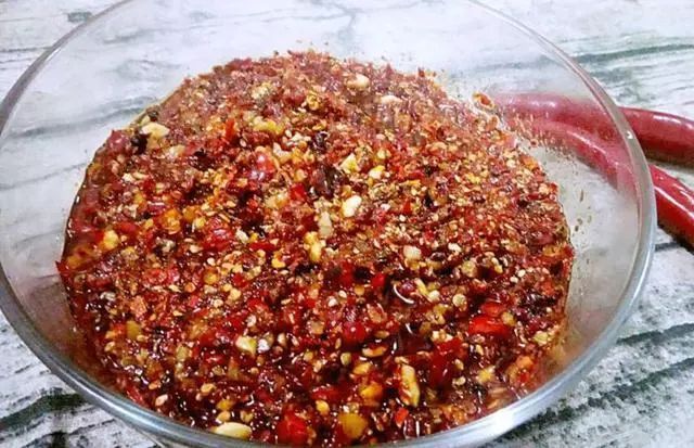 自製辣椒醬，好吃下飯，簡單易學，還能長久存放