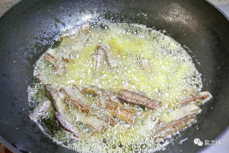 自己做香辣牛肉乾，好吃到停不下來
