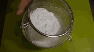 這個彩虹年輪蛋糕，成品居然這麼美
