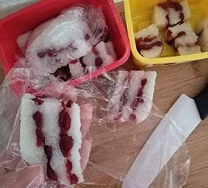 Q彈軟糯、香甜可口的蔓越莓糯米糕，免烤快手小甜品就是它