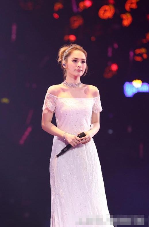 關掉濾鏡阿嬌長這樣？給了如此絕美的容顏卻給了她暴殄天物的審美!