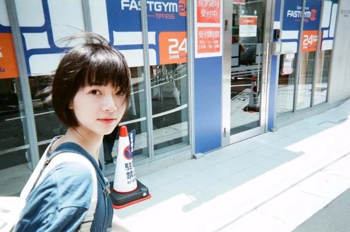 日本一小哥用相機記錄下了女友的全部日常，像是在向全世界炫耀「我有個女朋友」，簡直甜哭！