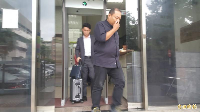 郭宗坤完蛋了！輸掉離婚官司「判賠柯以柔40萬元」　被曝只是前菜「會付出更多代價」哭喊受不了