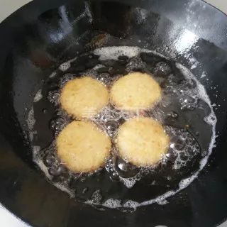 改良版可樂餅，滋味不要太美