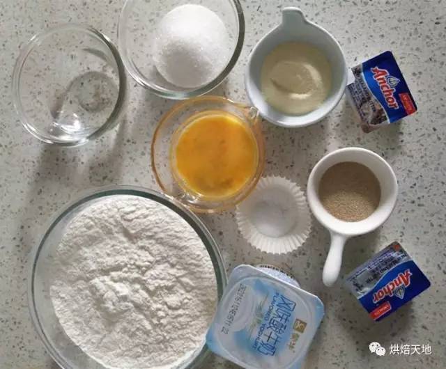 這2款超軟麵包干吃我能吃兩筐~ 超萌日式牛奶卷 and酸奶吐司