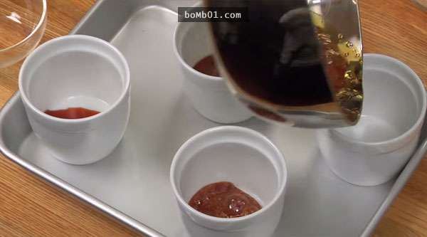 超簡單方法，教你如何只用糖、牛奶、雞蛋就做出會吃上癮的美味牛奶布丁