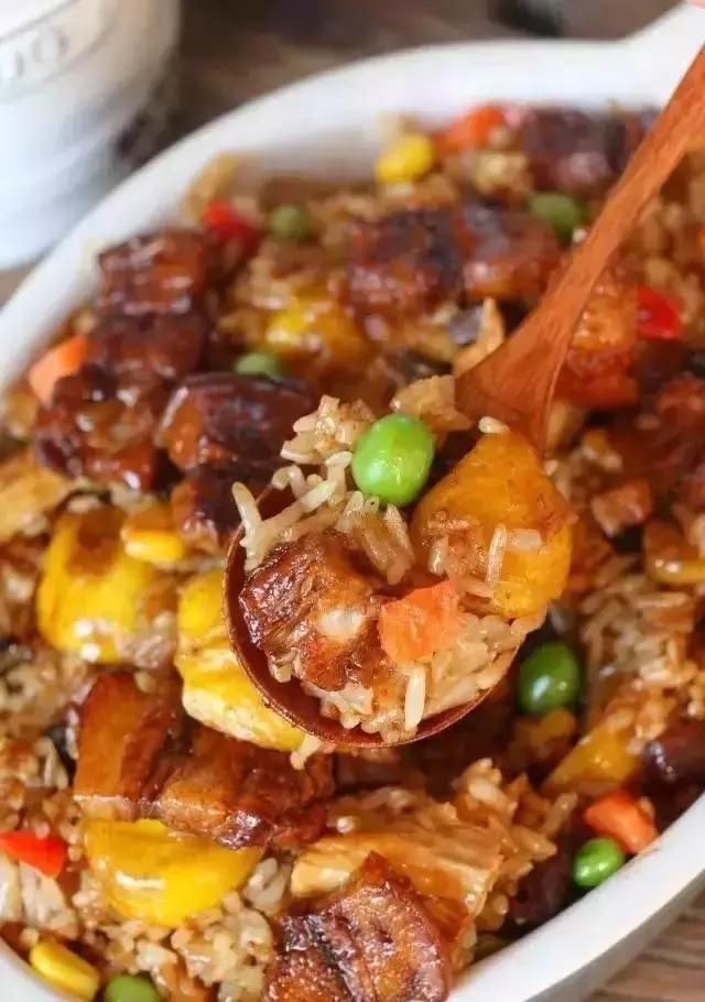 8種不同口味燜飯做法，美味營養，很合適老人孩子吃，懶人必學！
